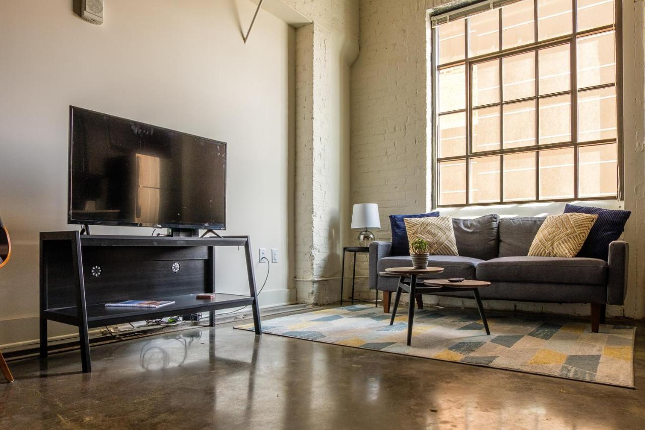 Frontdesk Maxwell Lofts Milwaukee Walker'S Pointアパートメント 部屋 写真